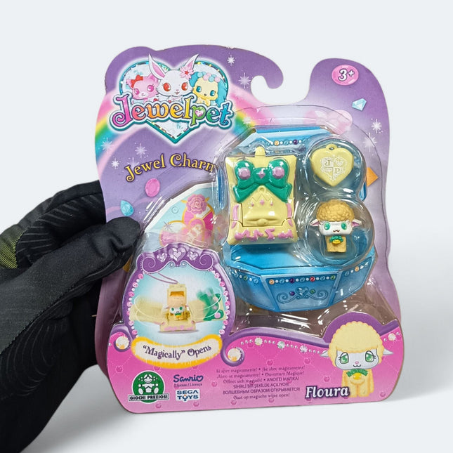 Jewelpet Flora/Floura Sheep – 3/4" Magnetic Case Figure (MOC, 2010) (New)