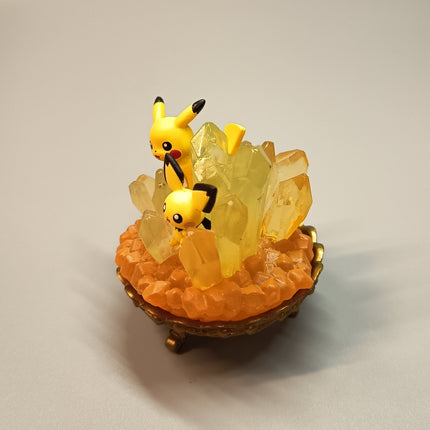 Re-ment Pokemon Gemstone Collection Pikachu Pichu 2.5" Figurine – (Pre-Owned)