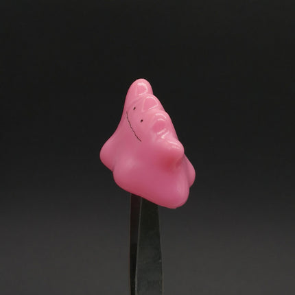 Pokemon 1997 Ditto Finger Puppet – Catch Them All (Bandai, Pre-Owned)
