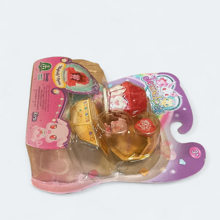 Jewelpet Riru Pig – 3/4" Magnetic Case Figure (MOC, 2010) (New)