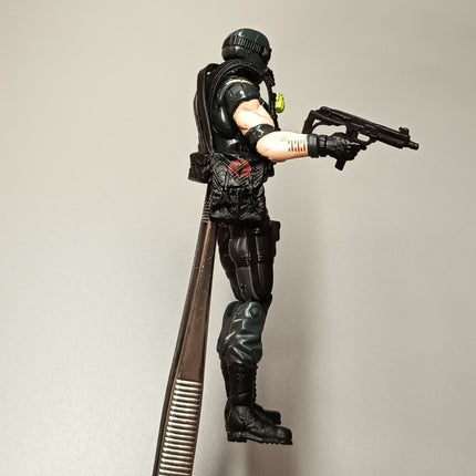 GI Joe Snake Eyes V32 with Weapon – 3.75" Figure (Hasbro ARAH 2008, Pre-Owned)