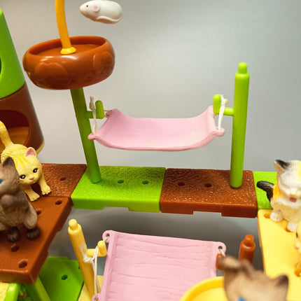 Miniature Kitty Cat Playground DIY Playset – Barbie Dollhouse Pet Figures (Pre-Owned)