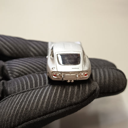 1/64 Konami Toyota 2000GT Silver – Diecast Model w Stand MF10 (1967, Pre-Owned)