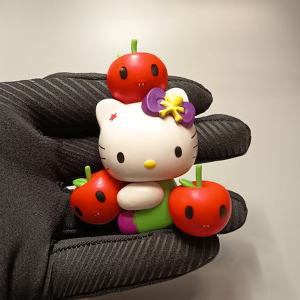 Tokidoki x Hello Kitty Apple Kitty – 3" Vinyl Figure (7-11, Pre-Owned)
