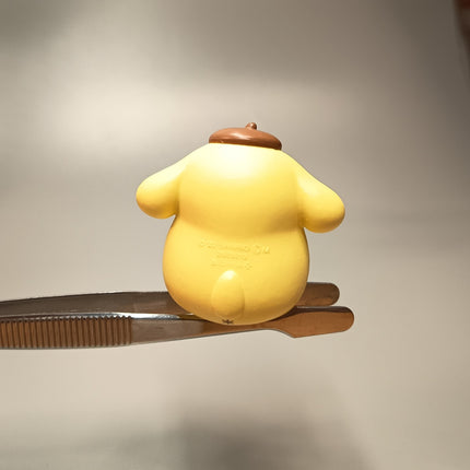 Sanrio Pompompurin Sitting & Waiting for You – 1.5" Figure (Pre-Owned)
