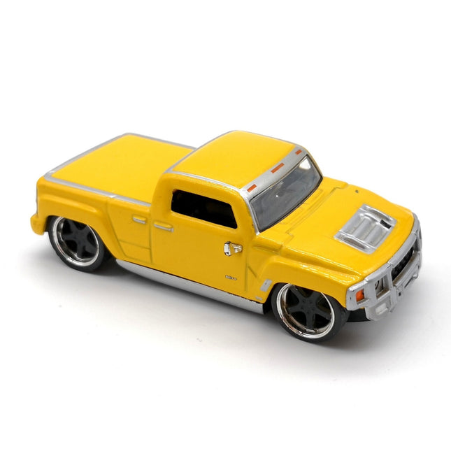 1/64 Jada Toys 2003 Hummer H3T Yellow – Diecast Model (Pre-Owned)
