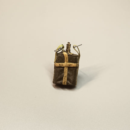 1/6 Scale WW1 British Water Bottle – for 12" Soldier (Pre-Owned)