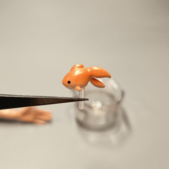 Fish Bowl with Goldfish 1" Miniature – Dollhouse Pet Decor (Pre-Owned)