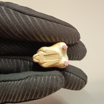Miniature Hamster Shy Embarrass – 1" Figure (Bandai Japan, Pre-Owned)