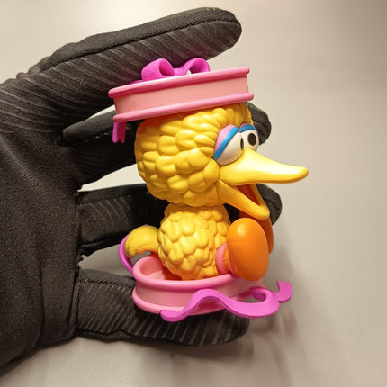 Sesame Street Big Bird in Heart Giftbox – 2.5" Cake Topper (Pop Mart, Pre-Owned)