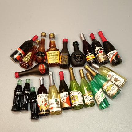 1/6 Scale Wine Liquor Soda Bottle – Miniature Lot of 21 (Pre-Owned)