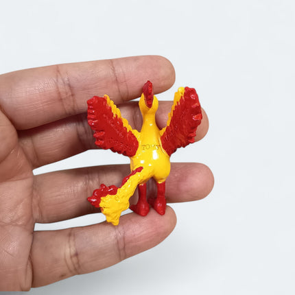 Vintage TOMY Pokemon Moltres 1.5" Mini Figure – CGTSJ (Pre-Owned)