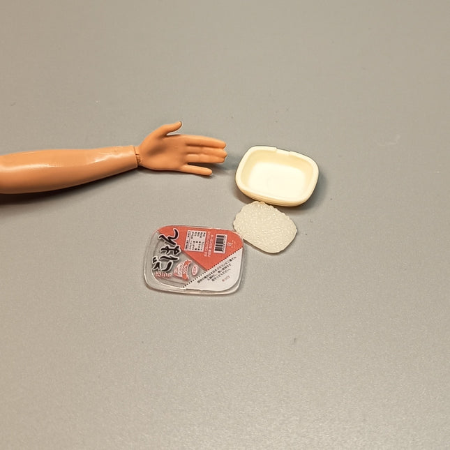 Re-Ment Miniature Microwave Rice Pack – Convenience Store 2006 Series (Pre-Owned)