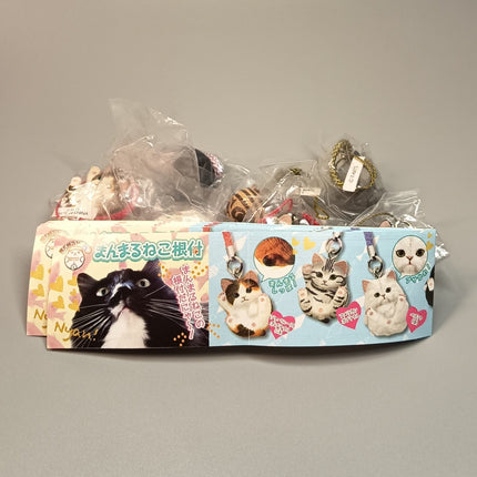 Miniature Adorable Kitty Cat Figures Lot of 8 – Keychain Dollhouse Toys (Pre-Owned)