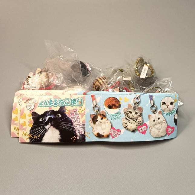 Miniature Adorable Kitty Cat Figures Lot of 8 – Keychain Dollhouse Toys (Pre-Owned)