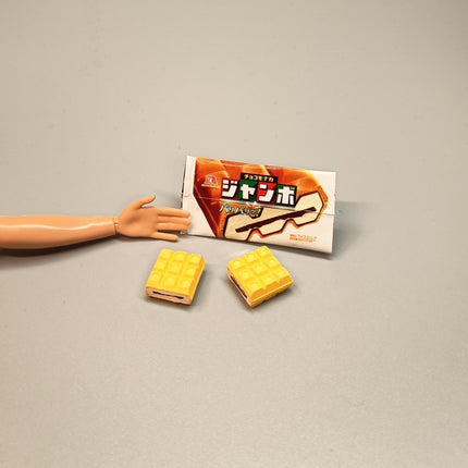 Re-Ment Miniature Waffle Sandwich Cookie – Morinaga Sweets Series Snack (Pre-Owned)