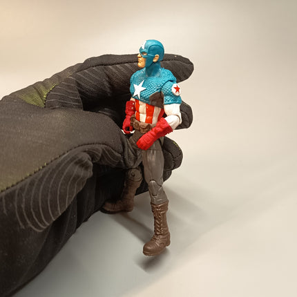 Marvel Ultimates Comic CAPTAIN AMERICA First Avenger 3.75" Figure Hasbro 2010