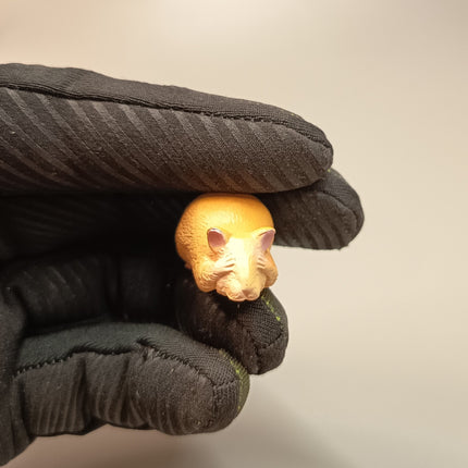 Miniature Hamster Shy Embarrass – 1" Figure (Bandai Japan, Pre-Owned)