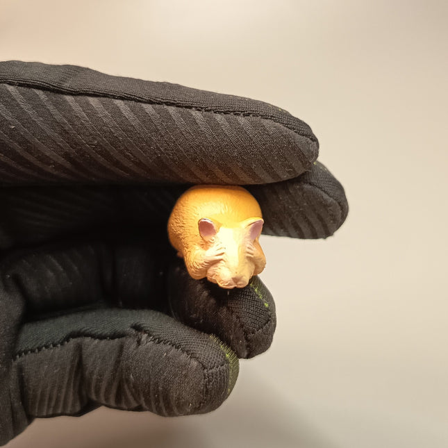 Miniature Hamster Shy Embarrass – 1" Figure (Bandai Japan, Pre-Owned)