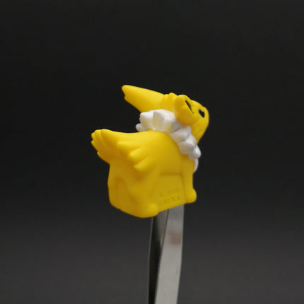 Pokemon Jolteon Finger Puppet – Catch Them All 2009 (Bandai, Pre-Owned)