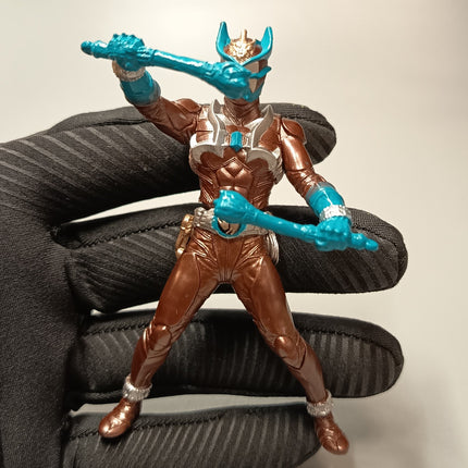 Kamen Rider Hibiki Eiki 3.5" Mini Figure – Hero HG Gashapon (Pre-Owned)