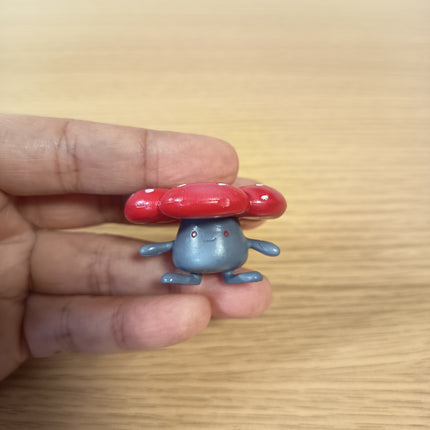 Vintage TOMY Pokemon Vileplume 1.5" Mini Figure – CGTSJ (Pre-Owned)