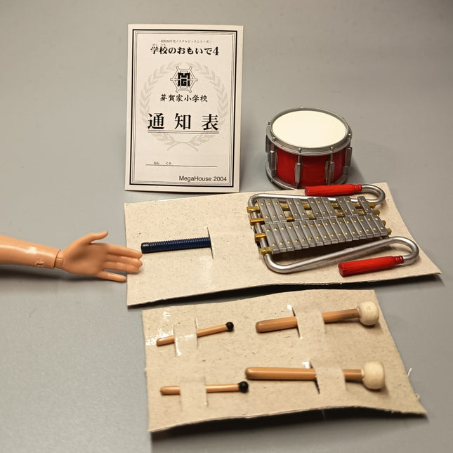 Xylophone & Drum 2" Miniatures – Dollhouse Music Lesson Instruments (Pre-Owned)