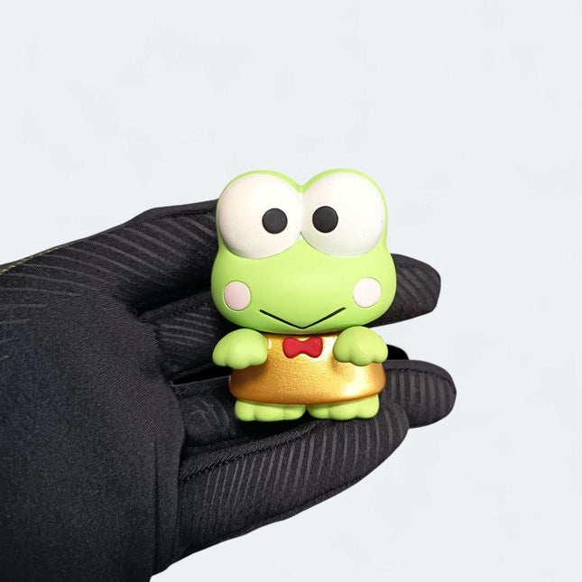 Sanrio Kero Kero Keroppi in Gold Outfit – 2.25" Figure (2022) (Pre-Owned)