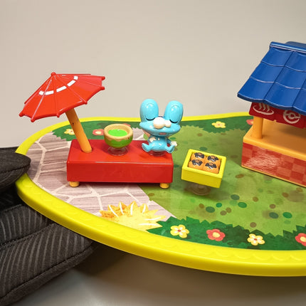 Pokemon Fletchling Froakie Food Stand Mini Figure Playset – Pita Poke Japan (Pre-Owned)