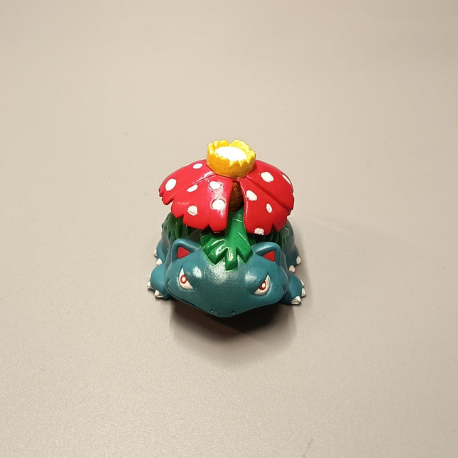 TOMY Pokemon Venusaur 2" Mini Figure – Moncolle (Pre-Owned)