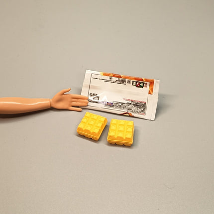 Re-Ment Miniature Waffle Sandwich Cookie – Morinaga Sweets Series Snack (Pre-Owned)