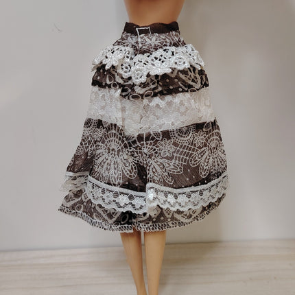 1/6 Scale Brown & White Lace Skirt – Cottage Style (Pre-Owned)