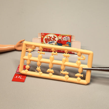 Re-Ment Miniature Ottotto Fish Crackers – Morinaga Sweets Series Snack (Pre-Owned)