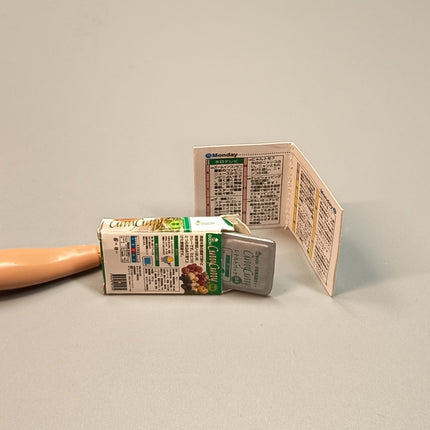 Re-Ment Miniature Curry Pack with Box – Convenience Store 2006 Series (Pre-Owned)