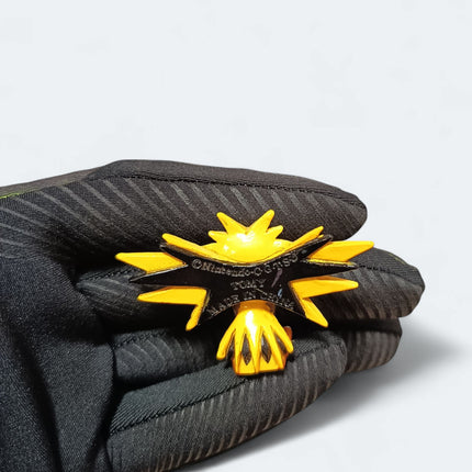 TOMY Pokemon Zapdos 1.5" Mini Figure – CGTSJ Vintage (Pre-Owned)