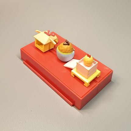 Re-Ment Sumikko Gurashi Hinamatsuri #5 Tonkatsu & Agekko Figure (Pre-Owned)