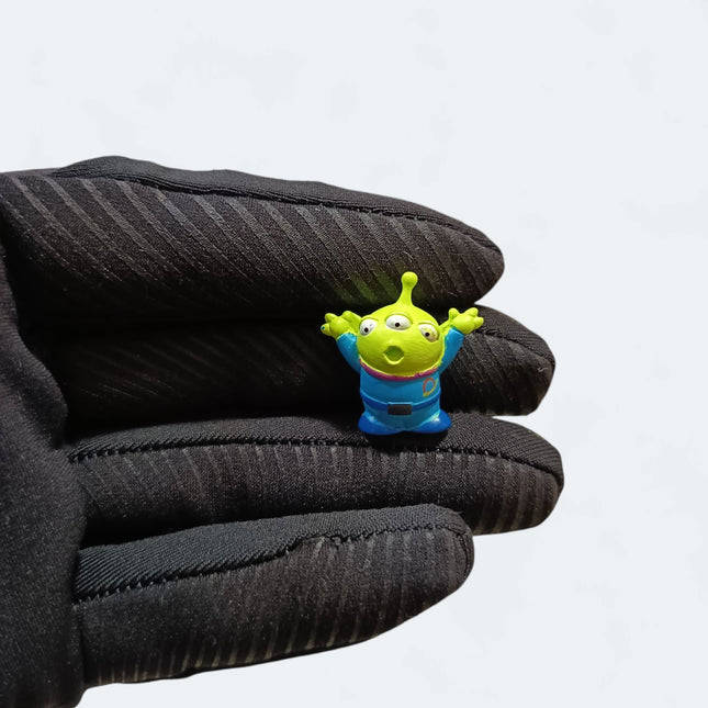Toy Story Alien 0.75" Mini Figure – Yujin Micro Blister (Pre-Owned)