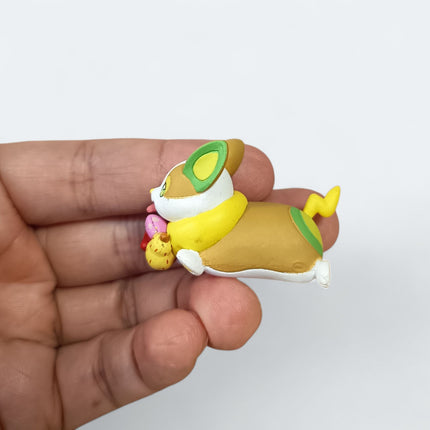 Pokemon Yamper Eating 1.5" Mini Figure – Munching Mascot (Takara Tomy, Pre-Owned)