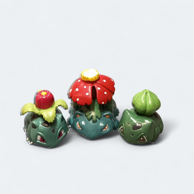 Lot of 3 Pokemon Bulbasaur Ivysaur Venusaur – Mini Figure R/L (Pre-Owned)