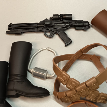Star Wars 1/6 Scale Boots Shoes Belt Weapon Gear – Lot (Pre-Owned)