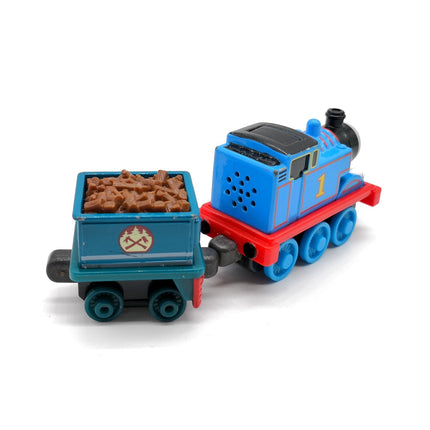 Thomas & Friends Magnetic THOMAS #1 TRAIN w SOUND & COAL TENDER Toy Mattel 2009
