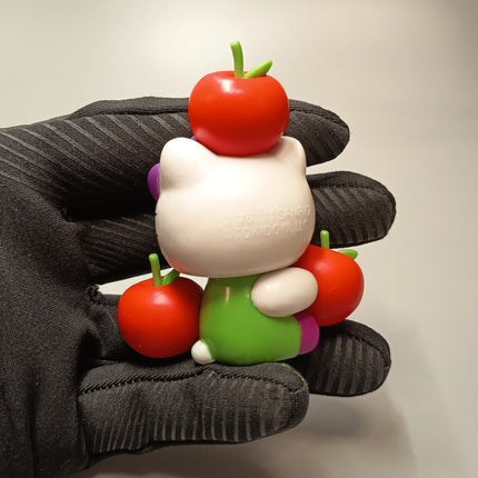 Tokidoki x Hello Kitty Apple Kitty – 3" Vinyl Figure (7-11, Pre-Owned)