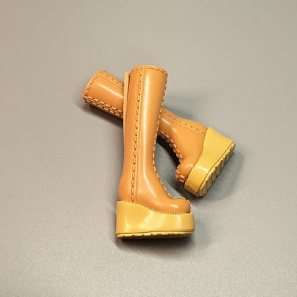 Mattel Barbie My Scene Beige Tan Snow Boots – Chelsea Doll (Pre-Owned)