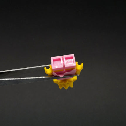 LEGO The Simpsons Lisa Minifig – Pink Outfit Figure No Stand sim030 (Pre-Owned)