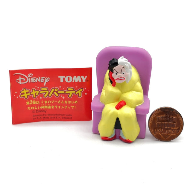 Disney 101 Dalmatians Cruella de Vil 2" Finger Puppet – TOMY 2002 (Pre-Owned)