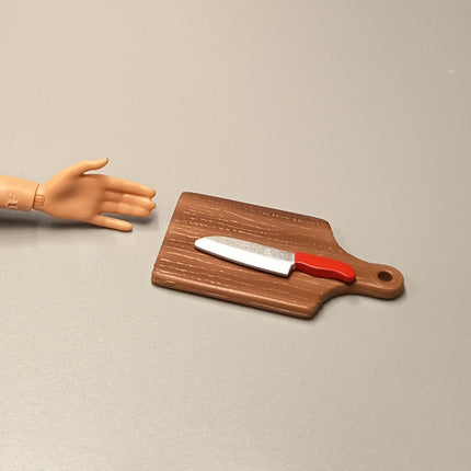 Re-Ment Miniature Cutting Board & Knife – Weekend Camp Series (Pre-Owned)
