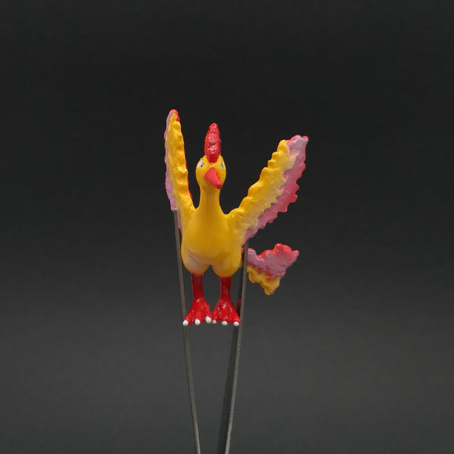 TOMY Pokemon Moltres 1.5" Mini Figure – CGTSJ CG Vintage (Pre-Owned)