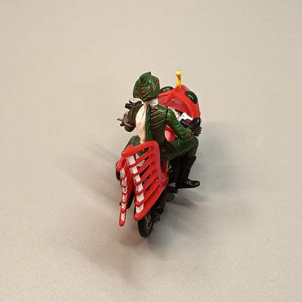 Kamen Rider Amazon & Jungler Bike 2.5" Mini Figure – HG Gashapon (Pre-Owned)