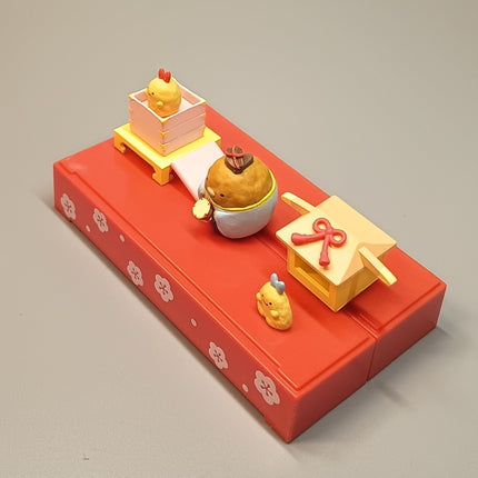 Re-Ment Sumikko Gurashi Hinamatsuri #5 Tonkatsu & Agekko Figure (Pre-Owned)