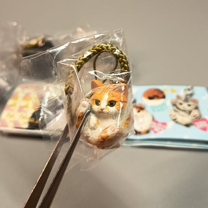 Miniature Adorable Kitty Cat Figures Lot of 8 – Keychain Dollhouse Toys (Pre-Owned)